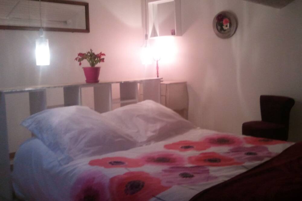 Photo of Bedroom in Loubens