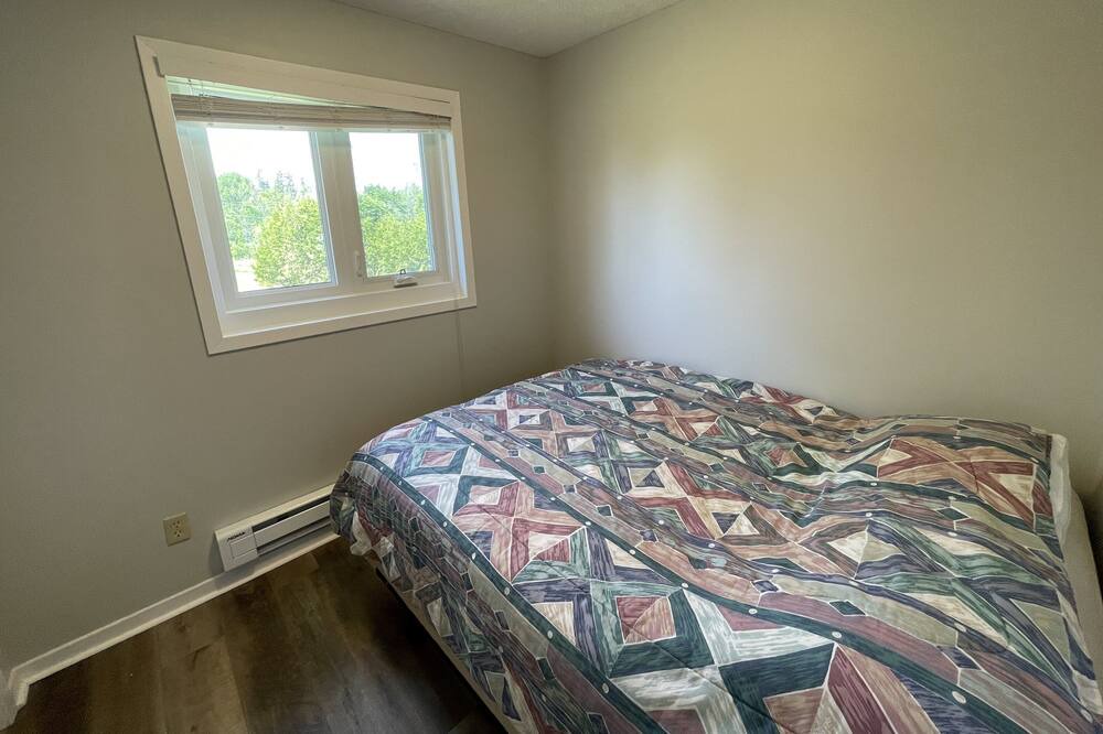 Photo of Bedroom in Victoria Road