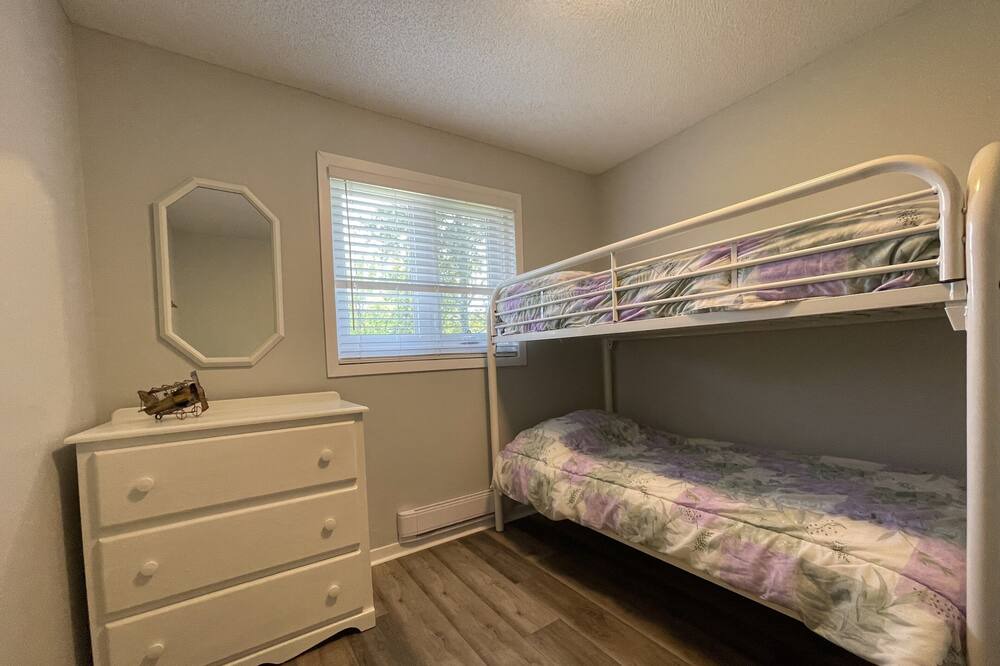 Photo of Bedroom in Victoria Road