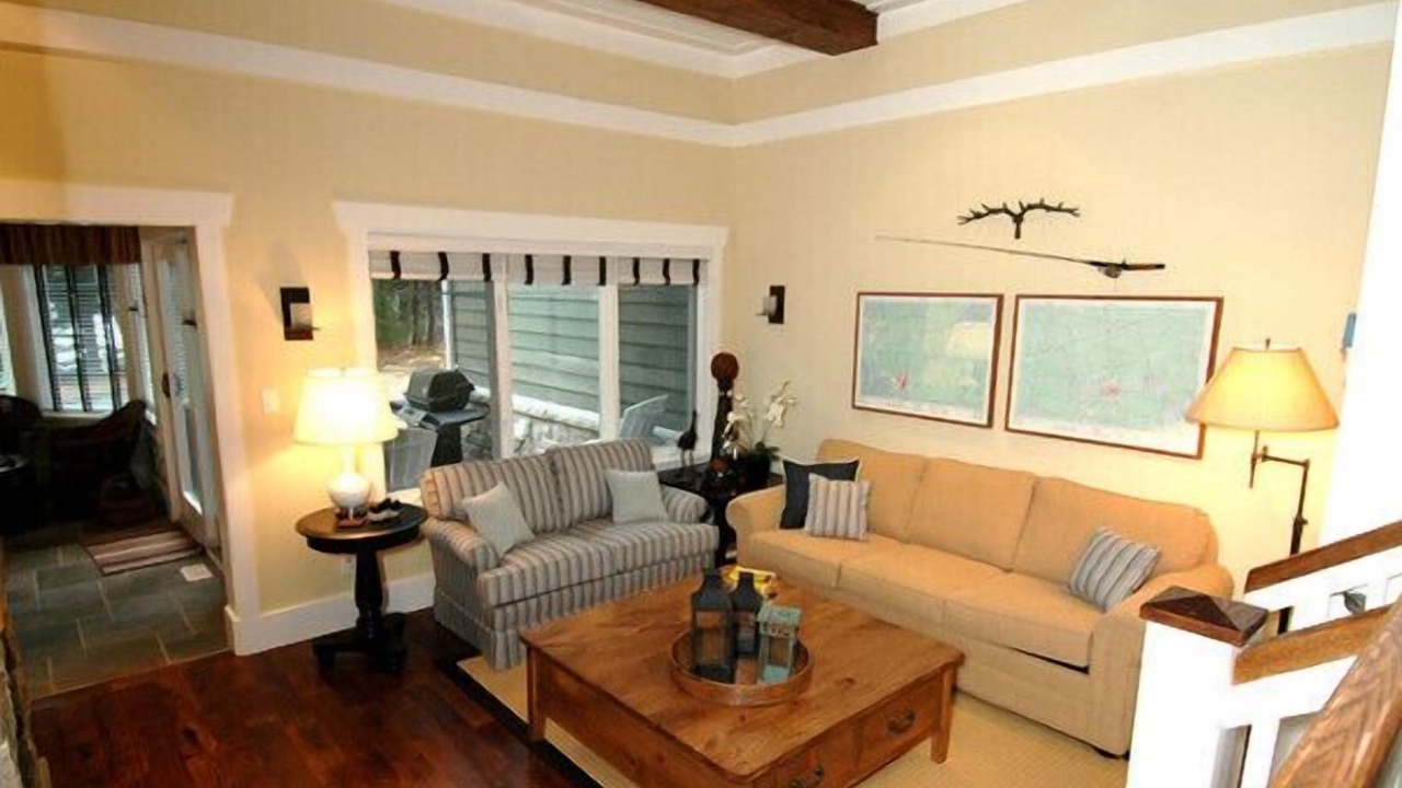 Photo of Livingroom in Baysville