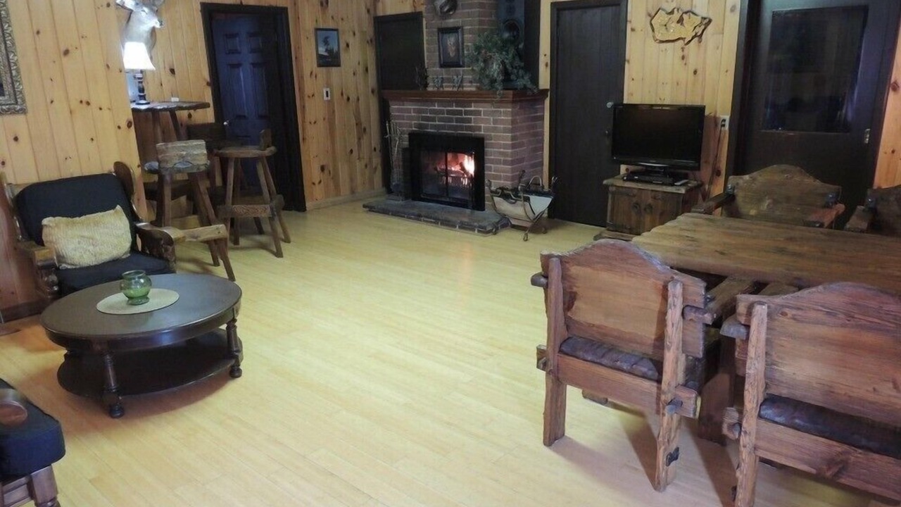 Photo of Livingroom in Collingwood