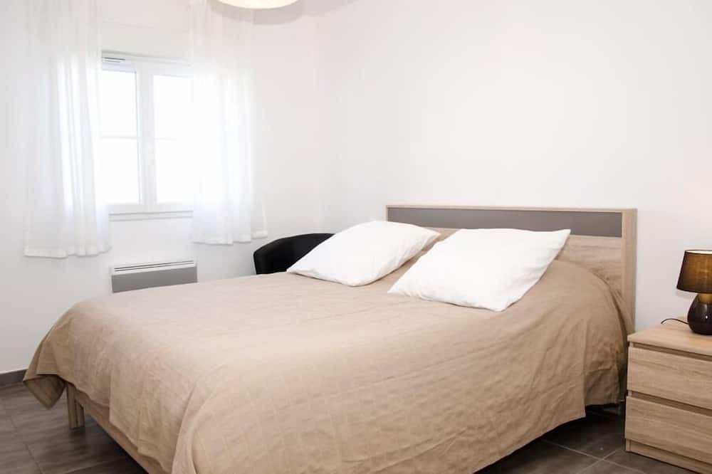 Photo of Others in Marseillan