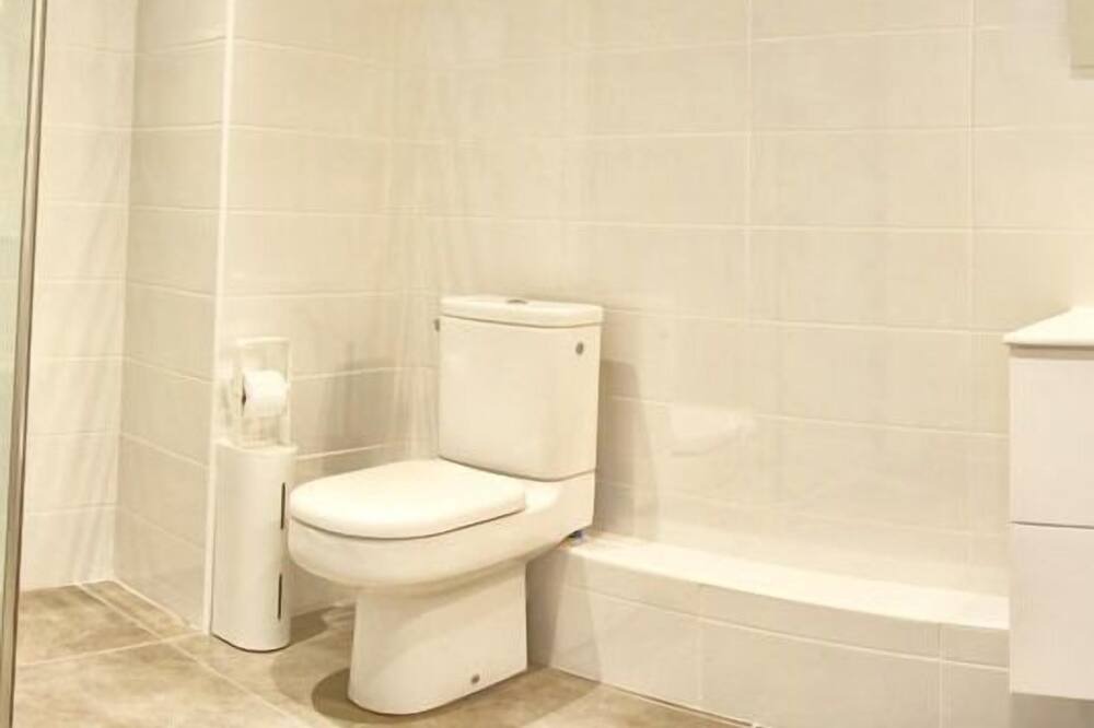 Photo of Bathroom in Marseillan