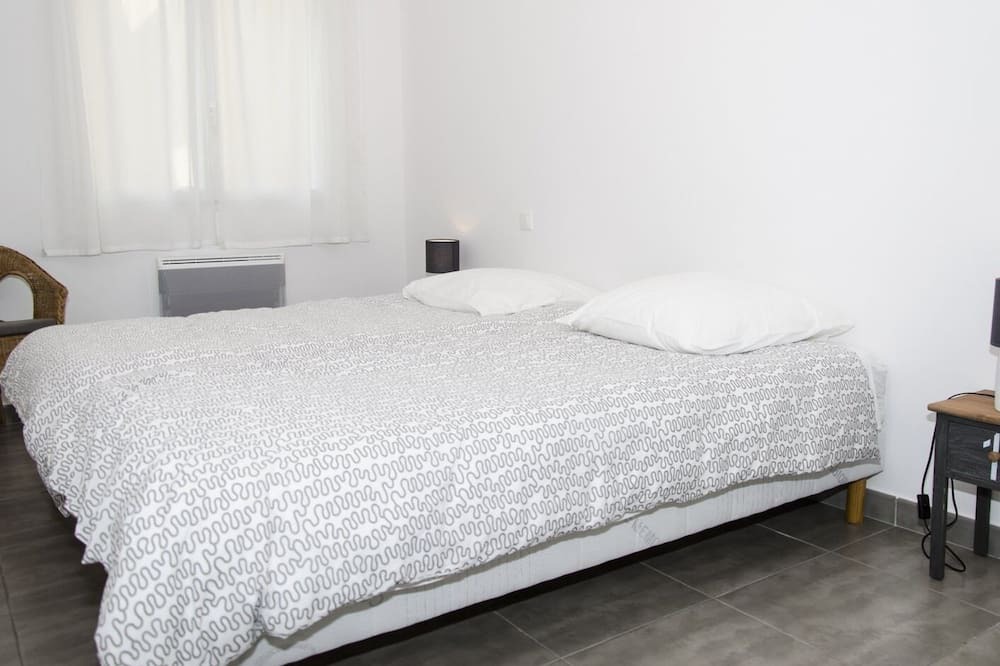 Photo of Others in Marseillan