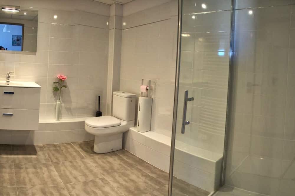 Photo of Bathroom in Marseillan