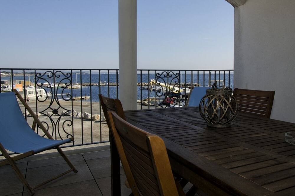 Photo of Patio Balcony in Marseillan