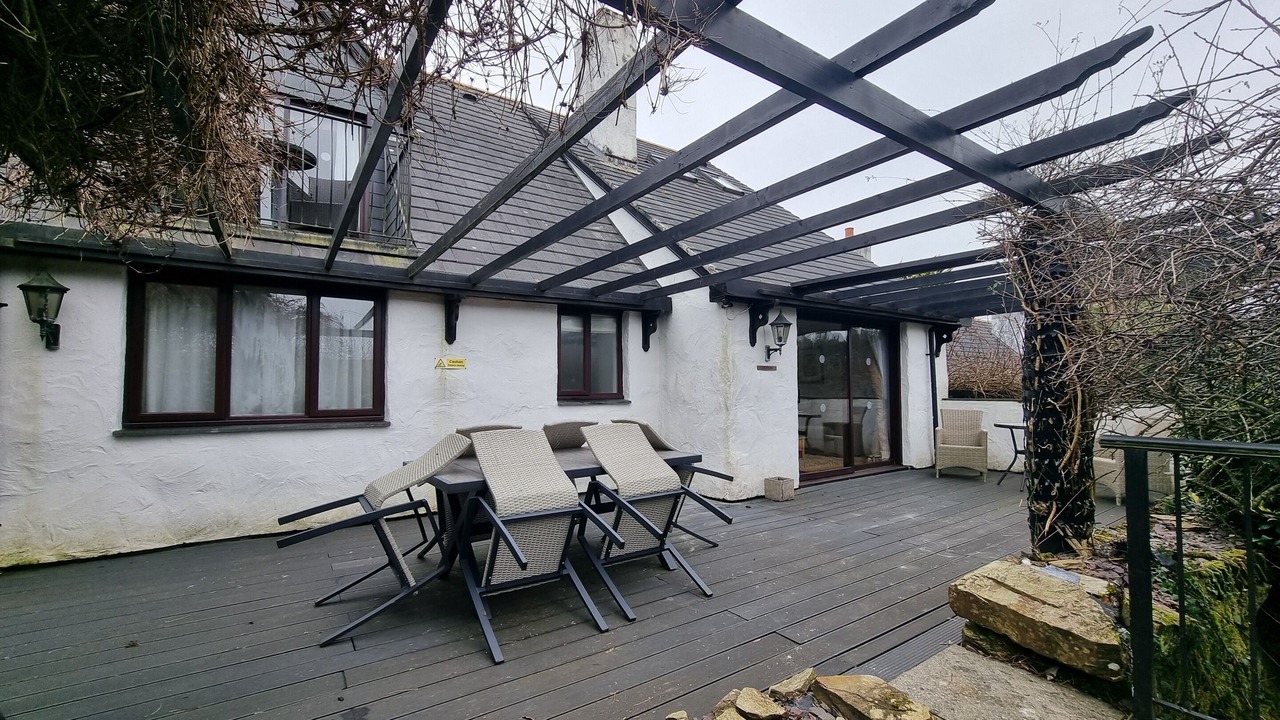 Photo of Patio Balcony in St Wenn