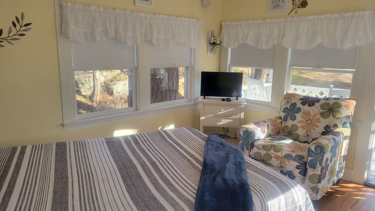 Photo of Bedroom in Cape Neddick