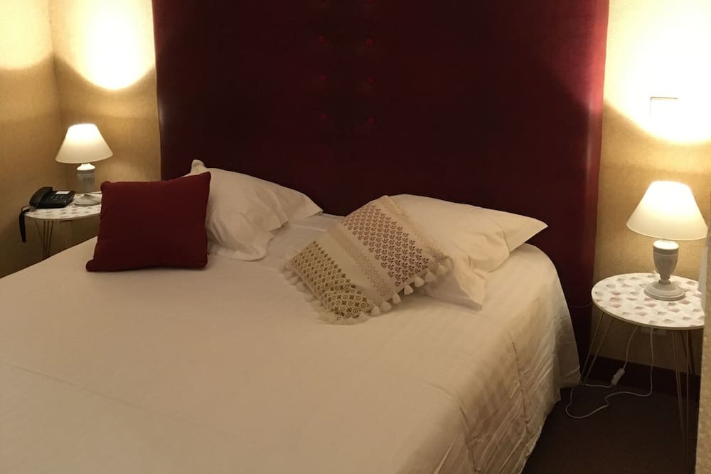 Photo of Bedroom in Montargis