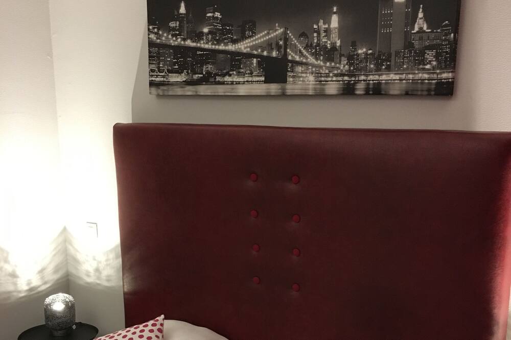 Photo of Bedroom in Montargis