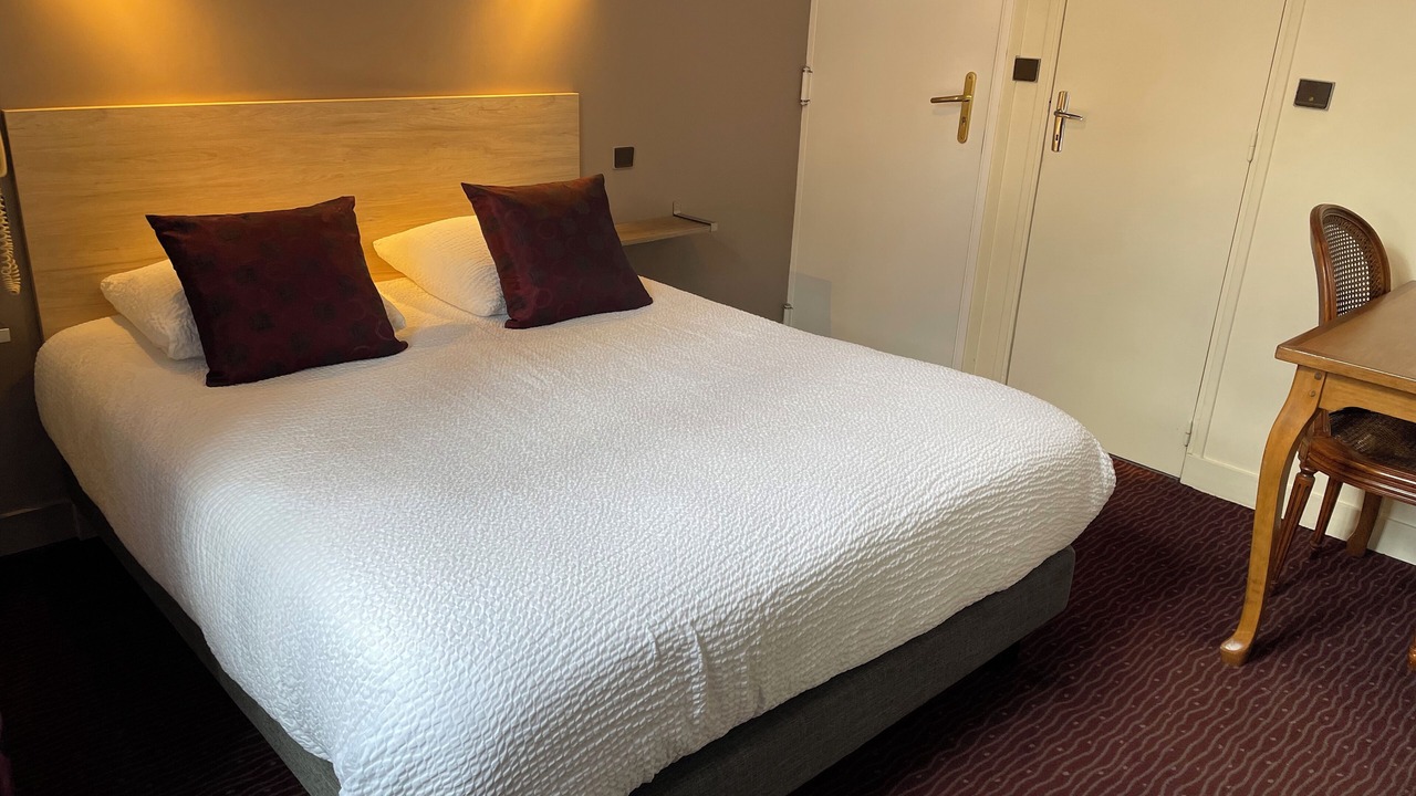 Photo of Bedroom in Mont-pres-Chambord