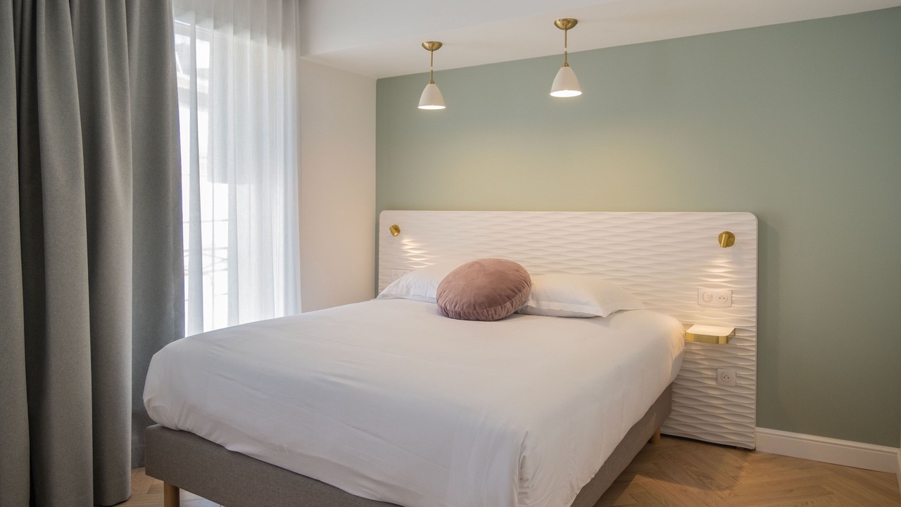 Photo of Bedroom in Beziers City Centre