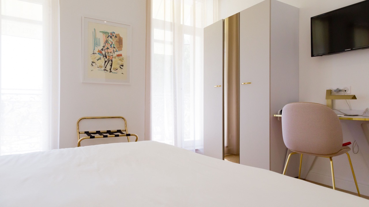 Photo of Bedroom in Beziers City Centre