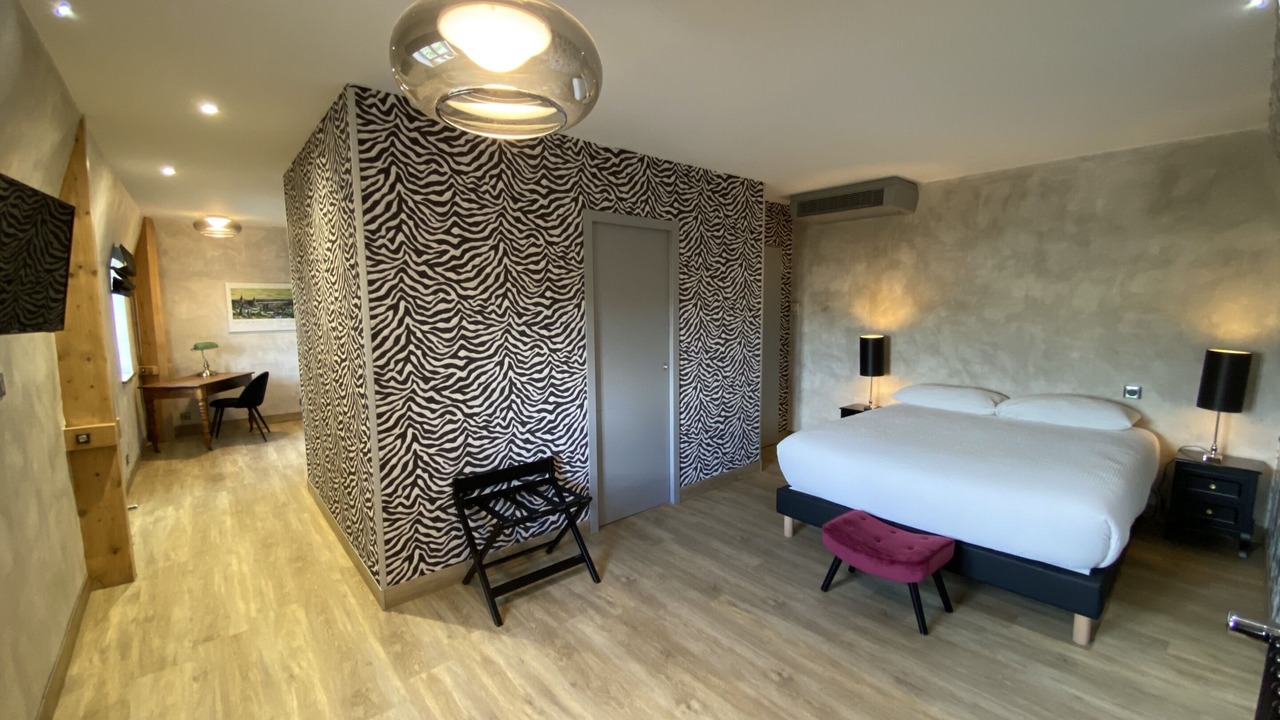 Photo of Others in Tournus