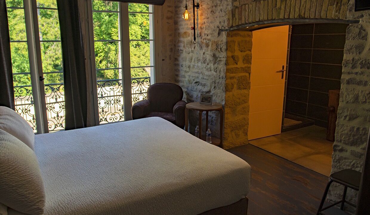 Photo of Bedroom in Tournus