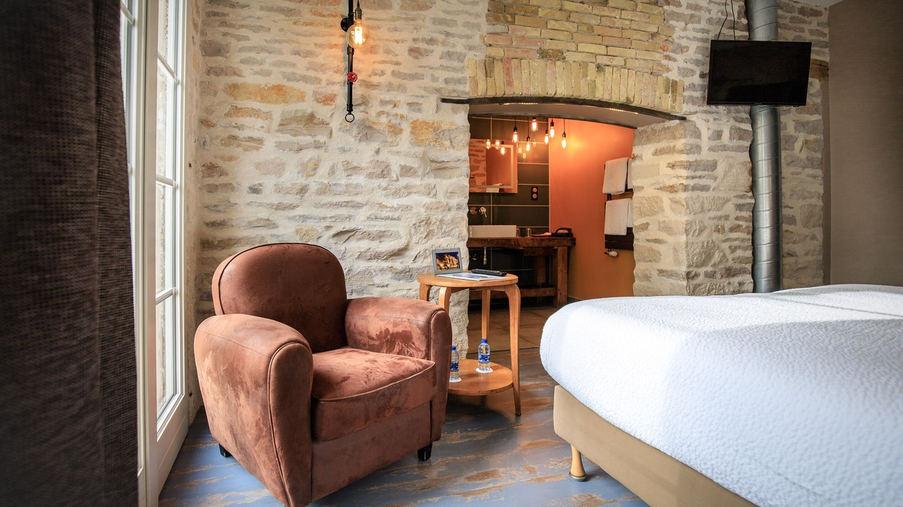 Photo of Bedroom in Tournus