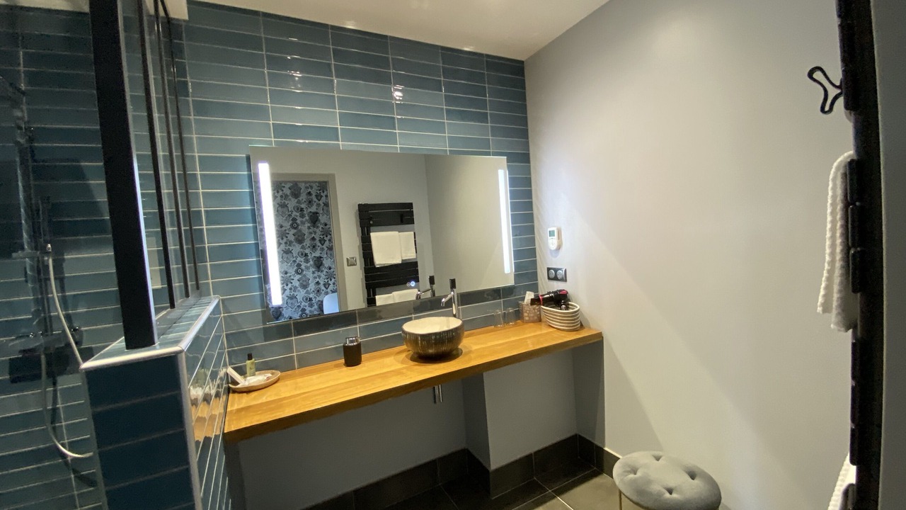 Photo of Others in Tournus