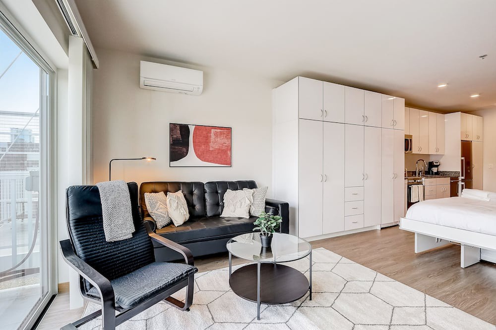 Photo of Livingroom in Lower East Side