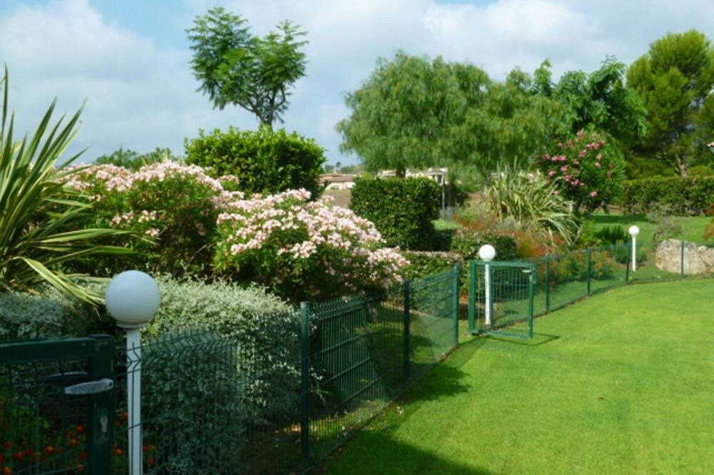 Photo of Outdoor in Bonmont Terres Noves
