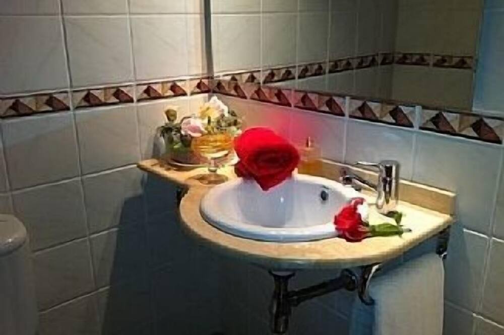 Photo of Bathroom in Bonmont Terres Noves