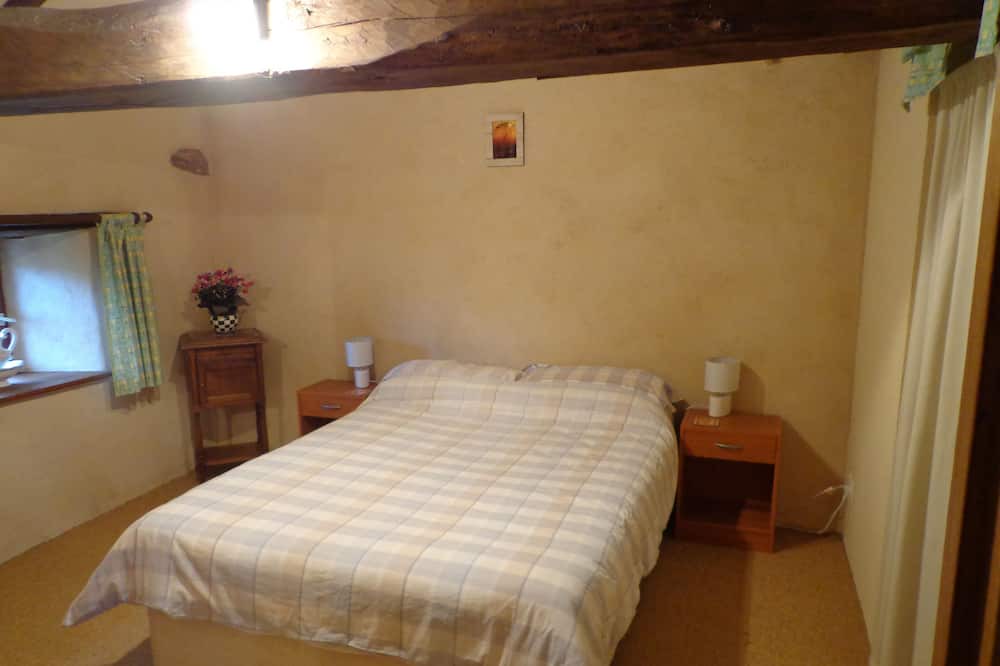 Photo of Bedroom in Mialet