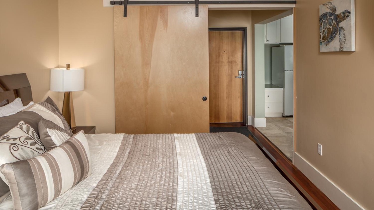 Photo of Bedroom in Oceanside