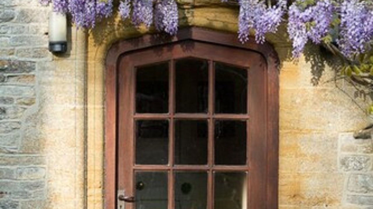 Photo of Others in Charney Bassett