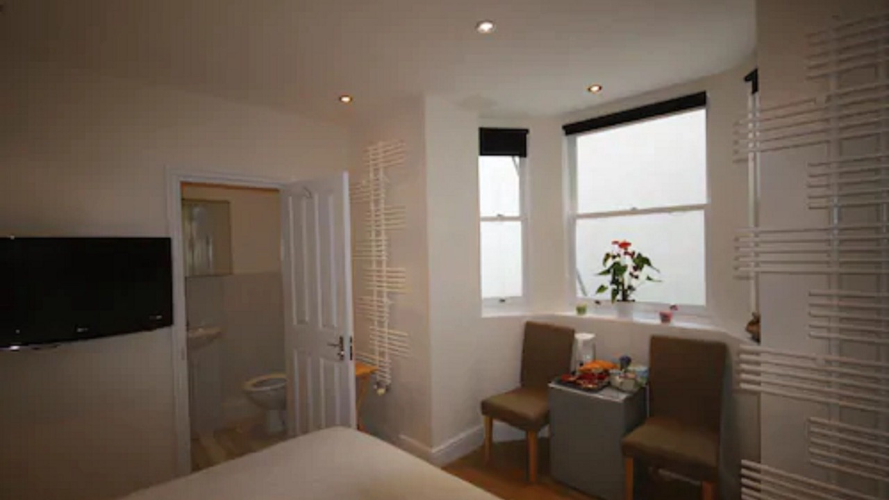 Photo of Bedroom in Vauxhall