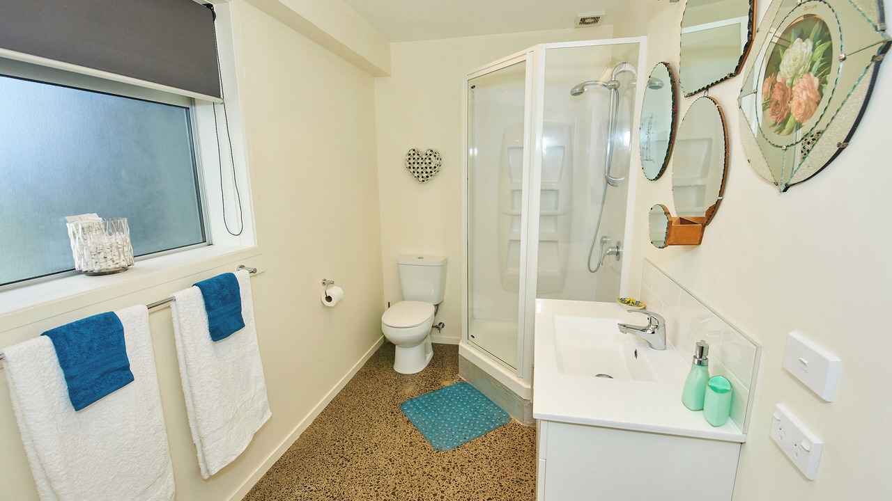 Photo of Bathroom in Raglan