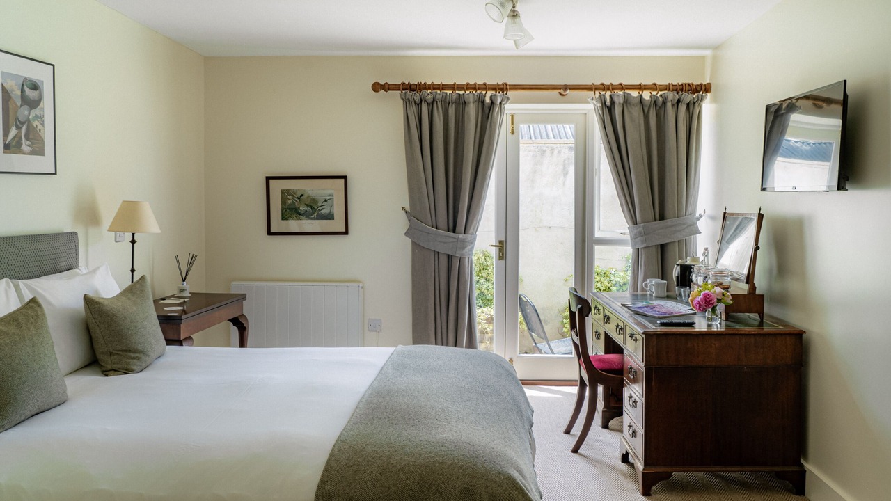 Photo of Bedroom in Lechlade