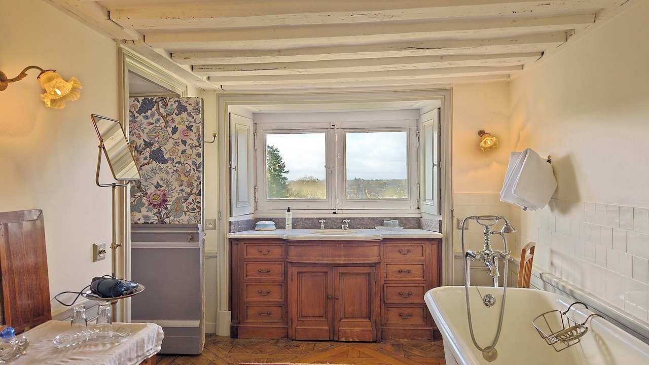 Photo of Bathroom in Craon