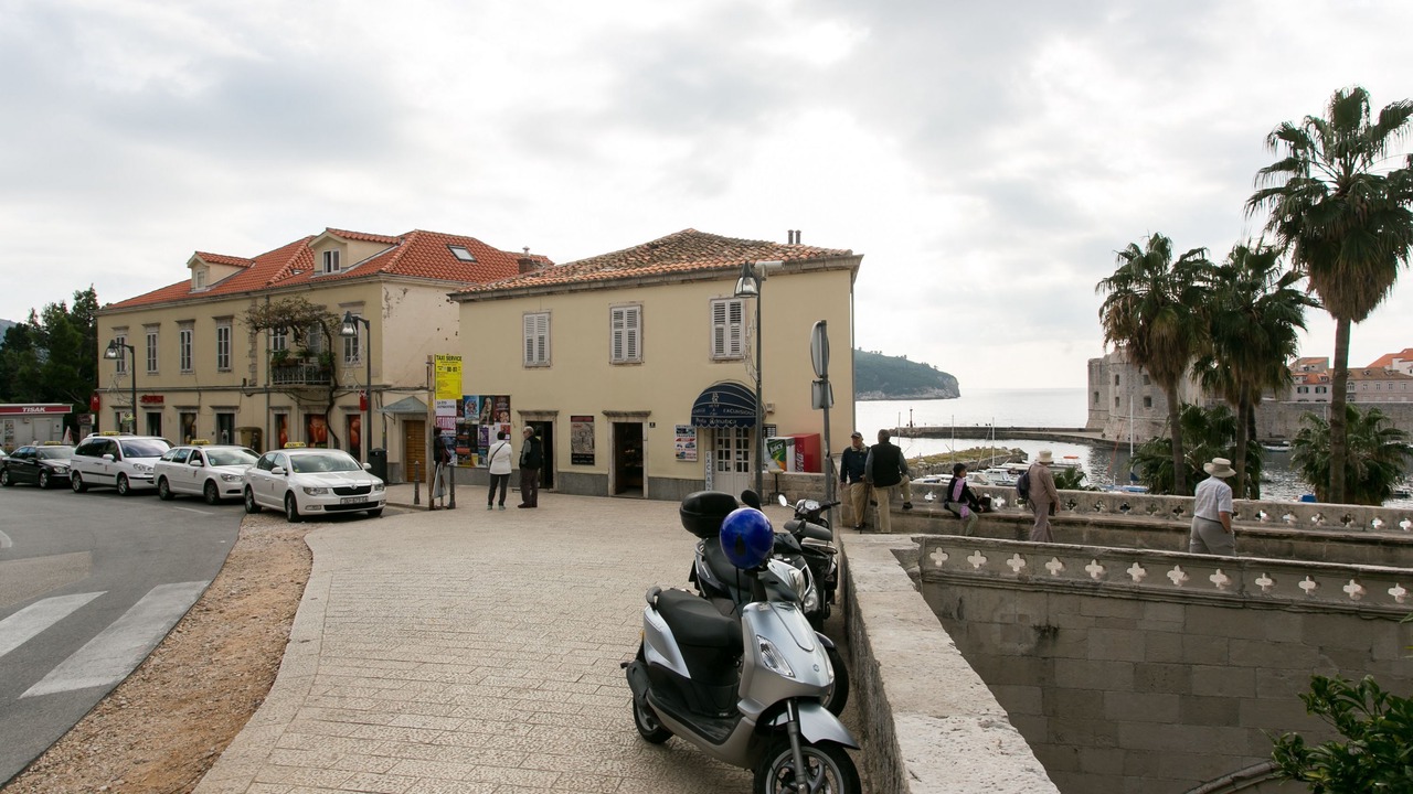 Photo of Others in Ploce