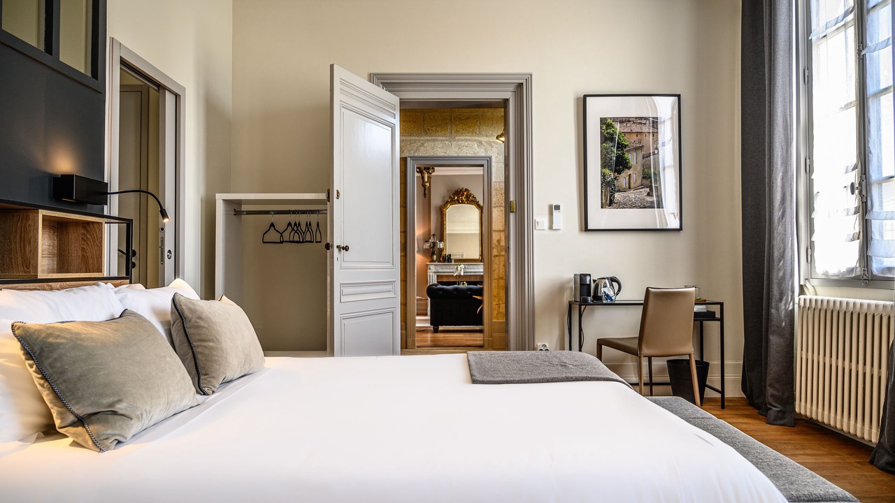 Photo of Bedroom in Saint-Emilion