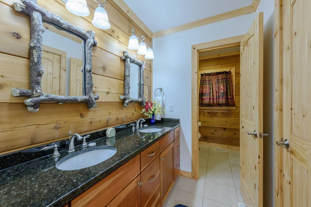 Photo of Bathroom in Boone
