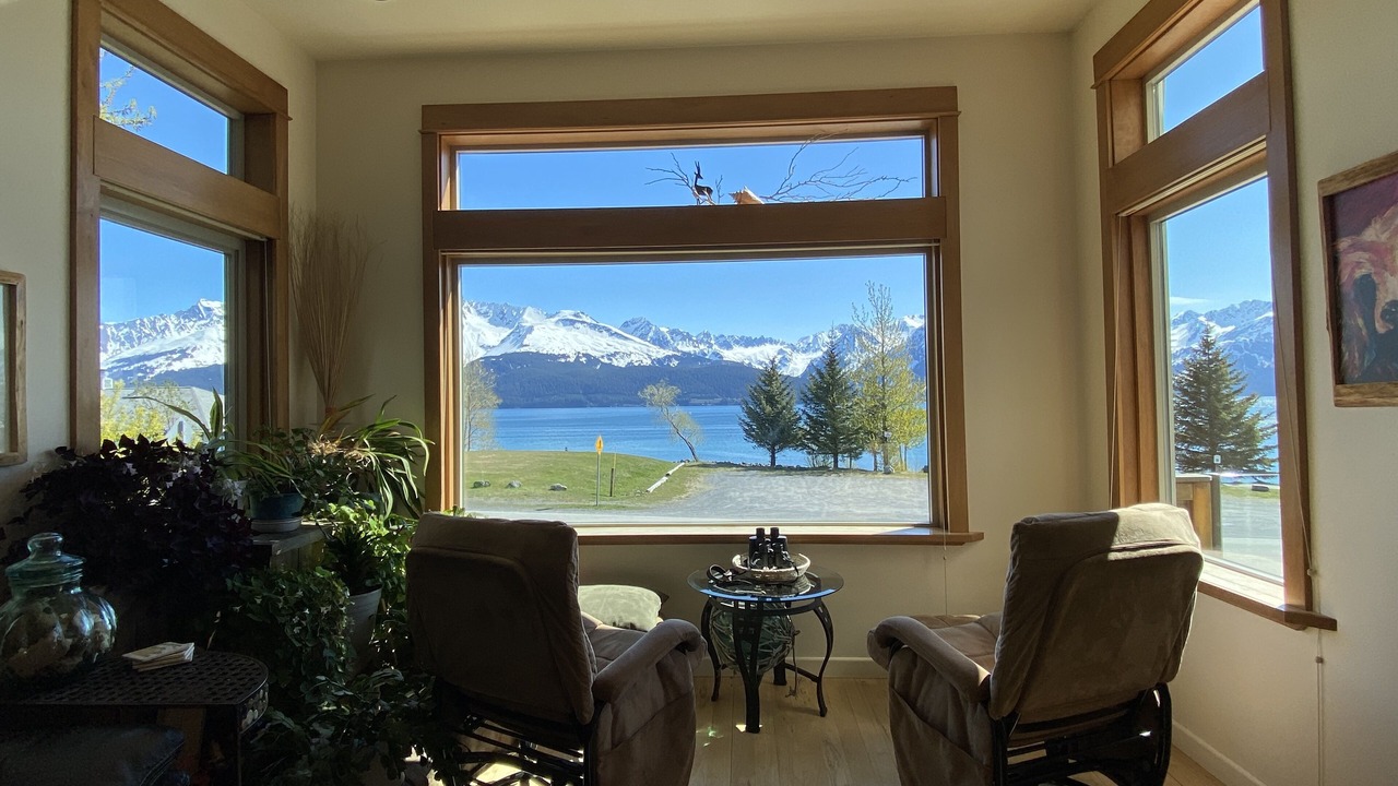 Photo of Livingroom in Seward