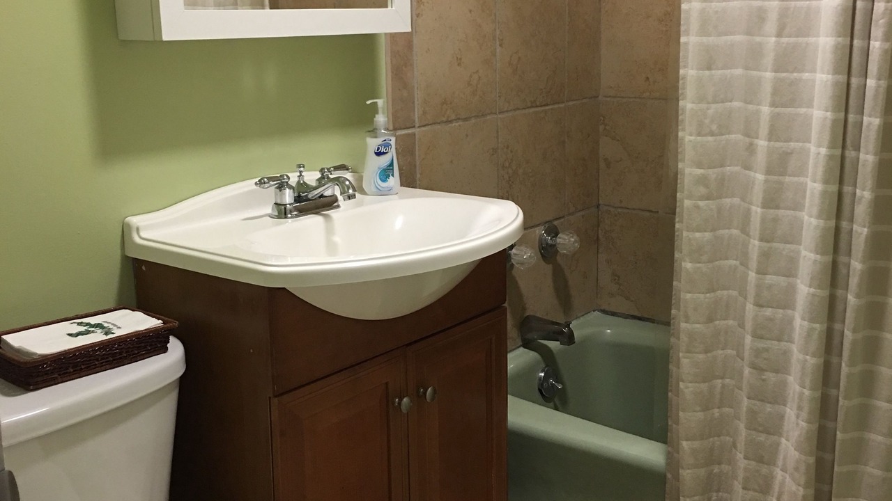 Photo of Bathroom in Marshall