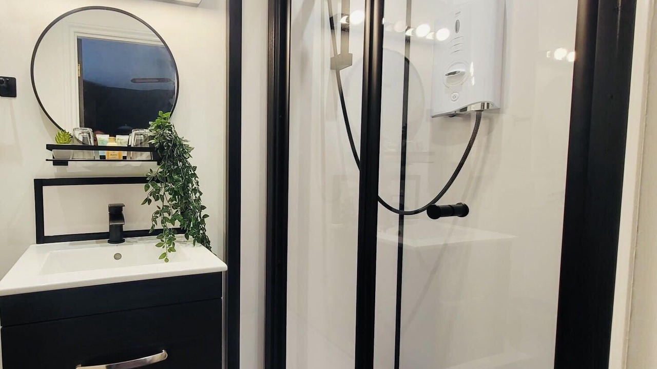 Photo of Bathroom in Midhurst