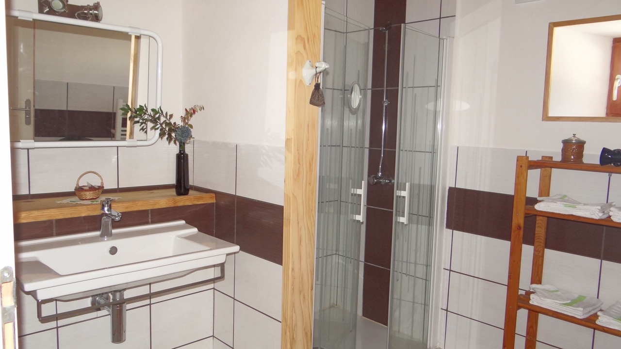 Photo of Bathroom in Grazac