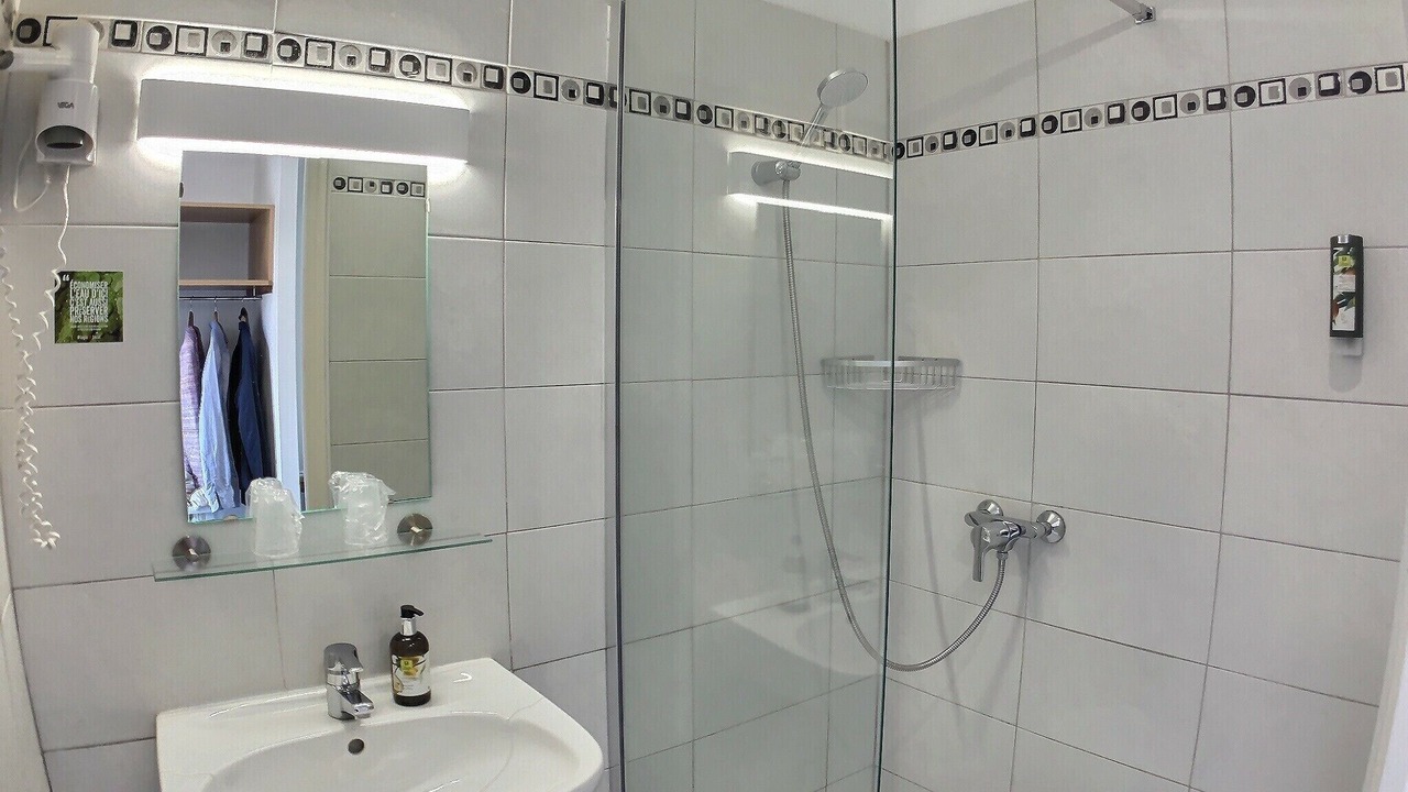 Photo of Bathroom in Tour-en-Sologne