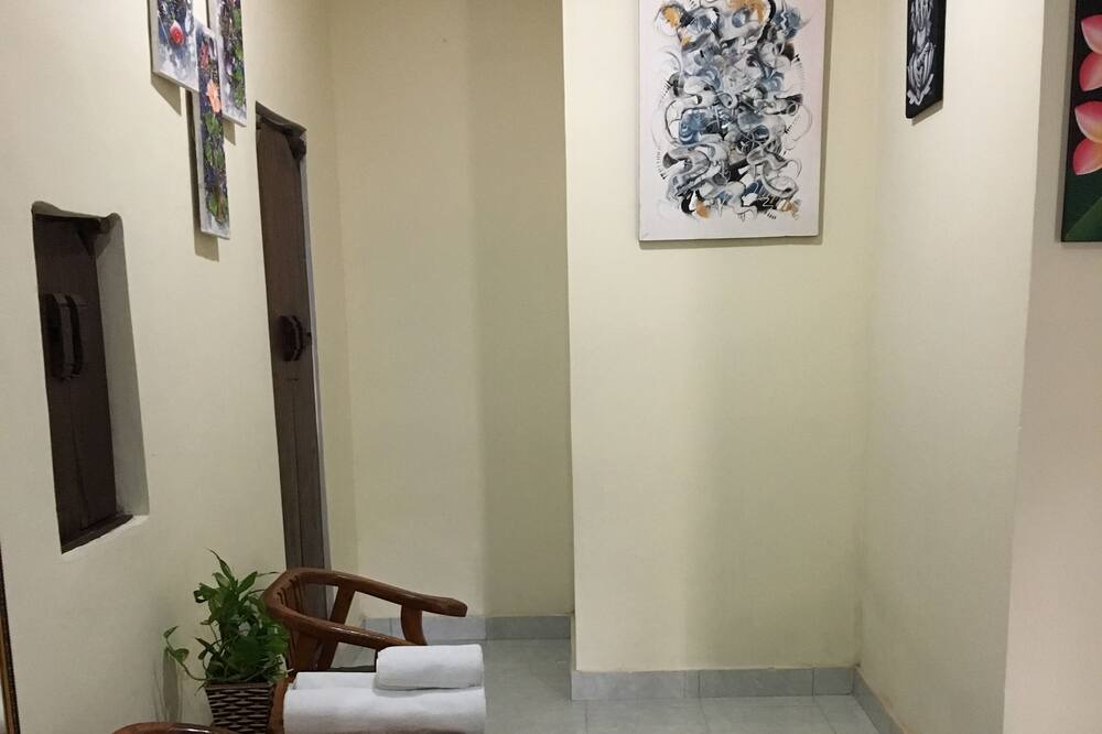 Photo of Bedroom in Samplangan