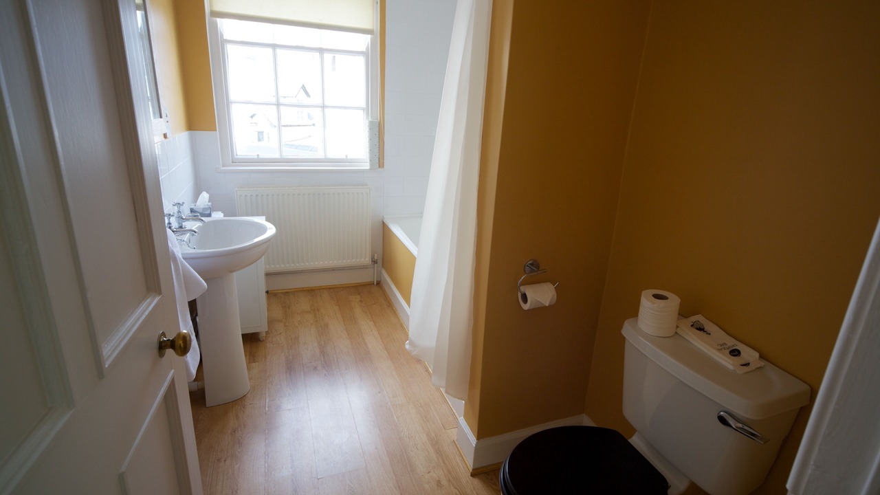 Photo of Bathroom in Strachur