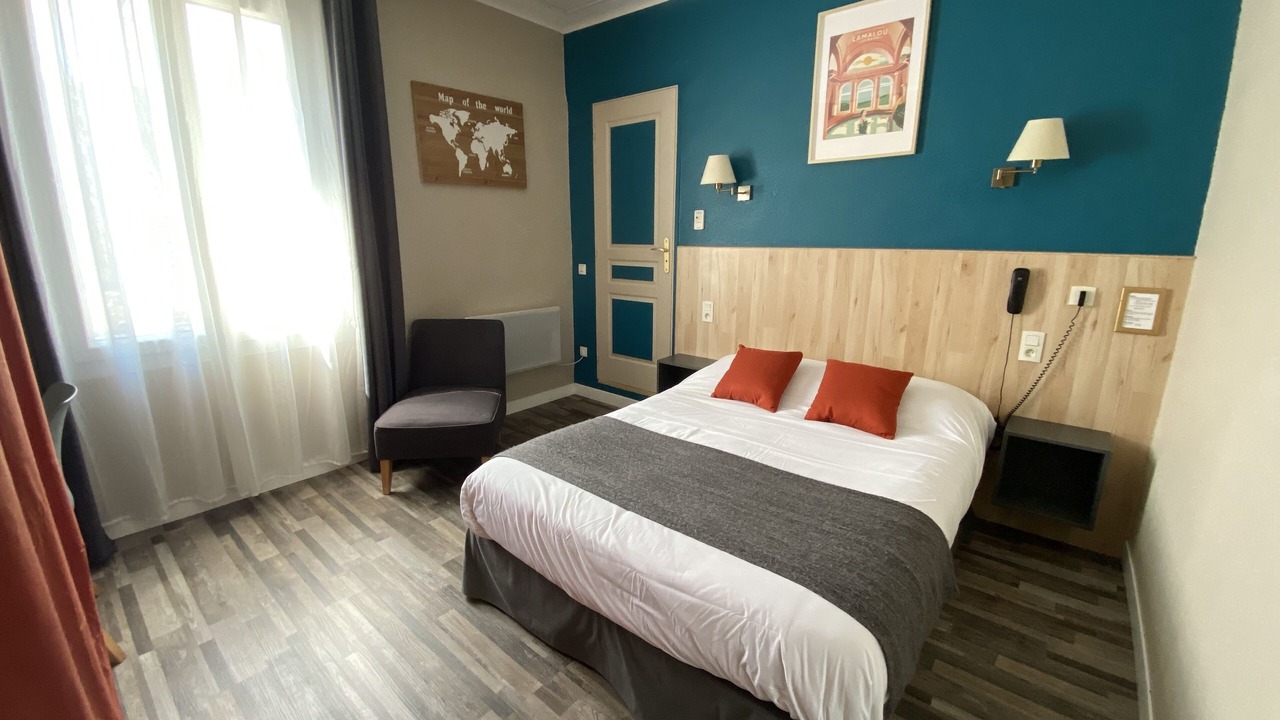 Photo of Bedroom in Lamalou-les-Bains