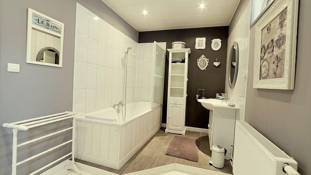 Photo of Bathroom in La Gorgue