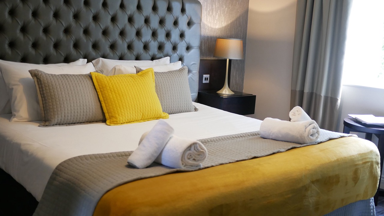 Photo of Bedroom in Hale