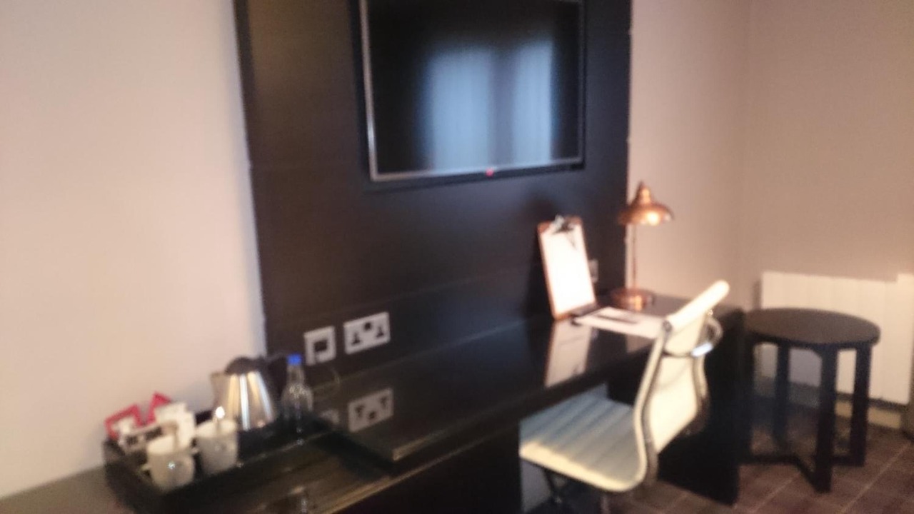 Photo of Others in Hale