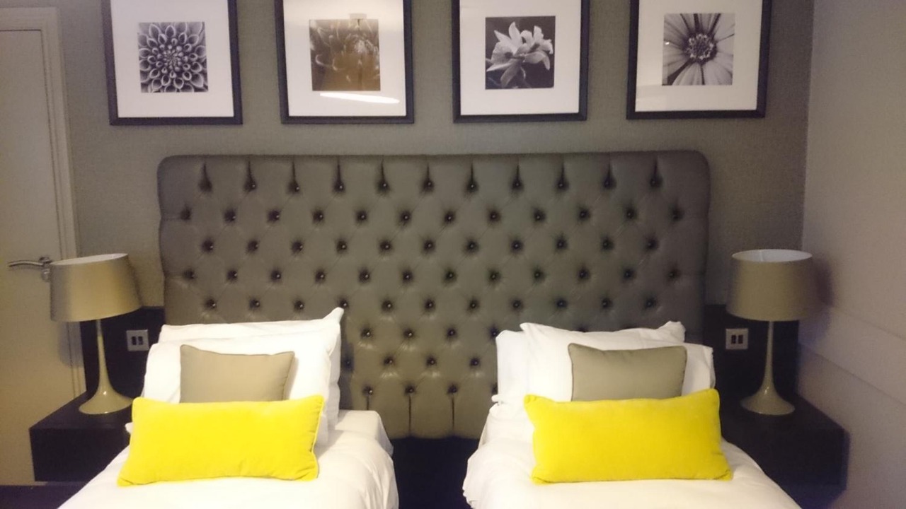 Photo of Others in Hale