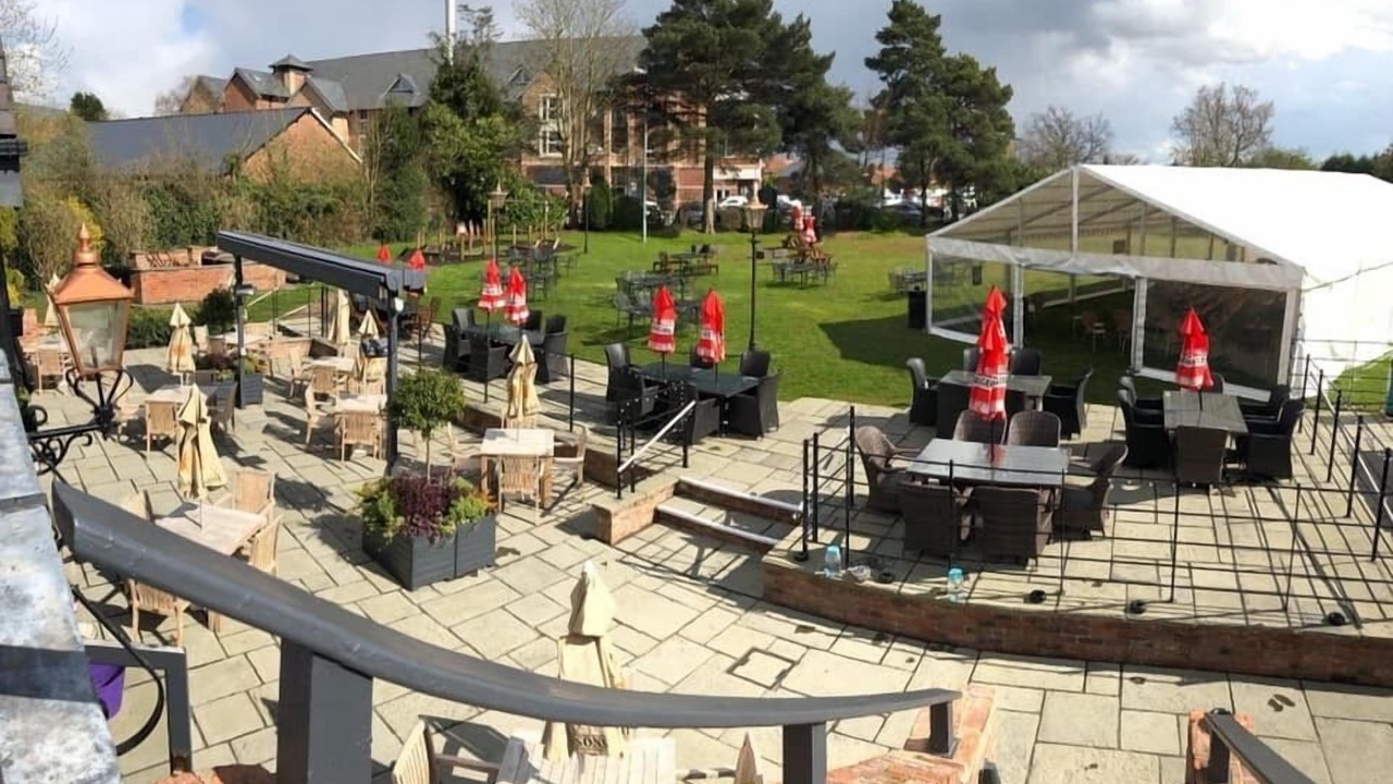 Photo of Patio Balcony in Hale