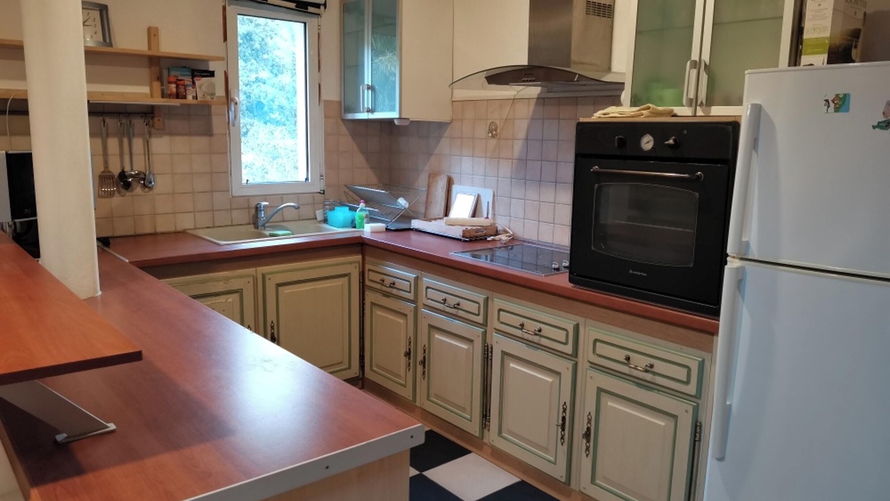 Photo of Kitchen in Berre-des-Alpes