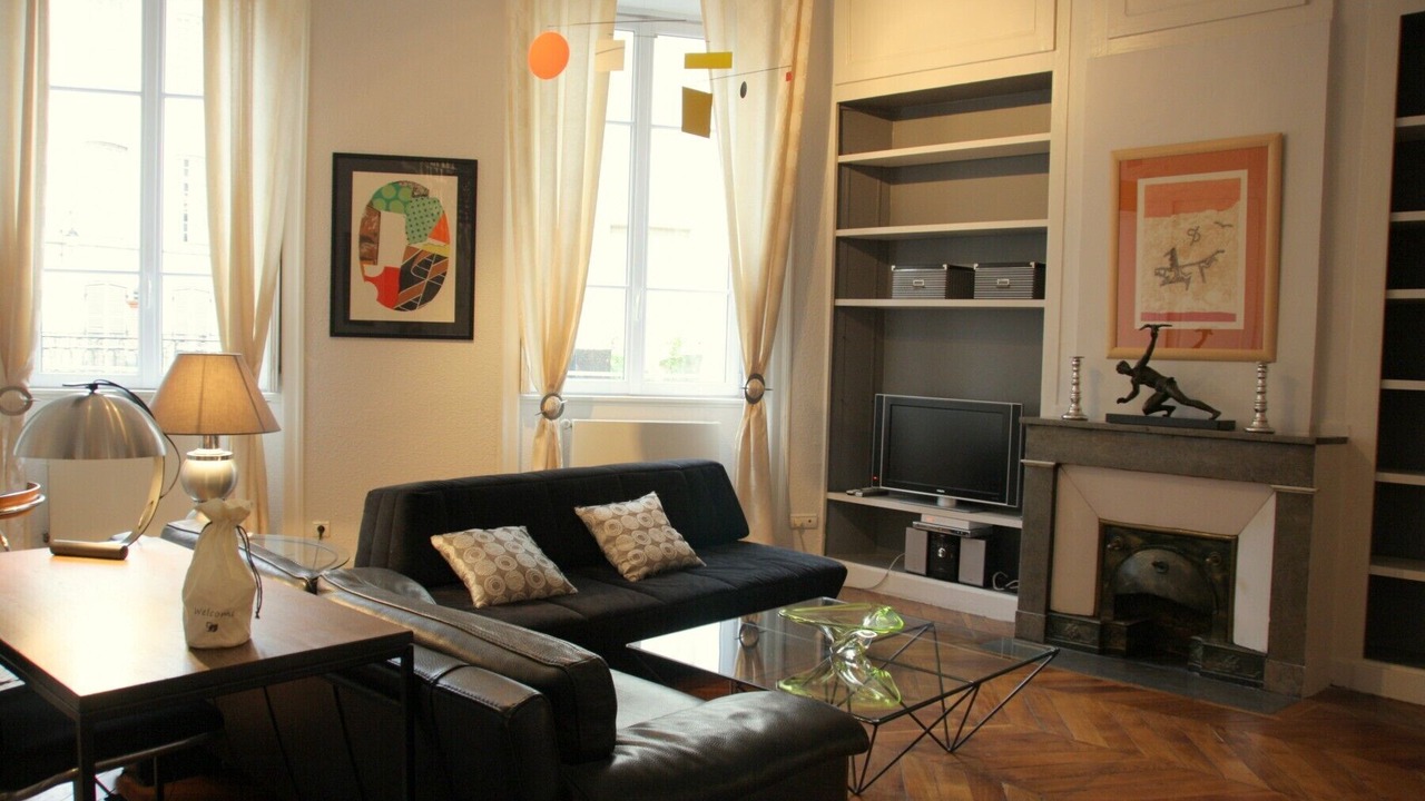Photo of Livingroom in Carnot - Gailleton