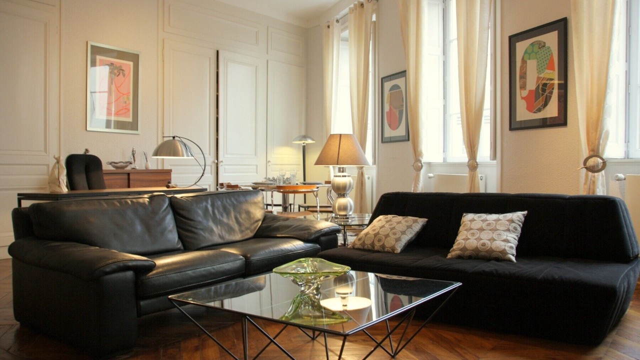 Photo of Livingroom in Carnot - Gailleton